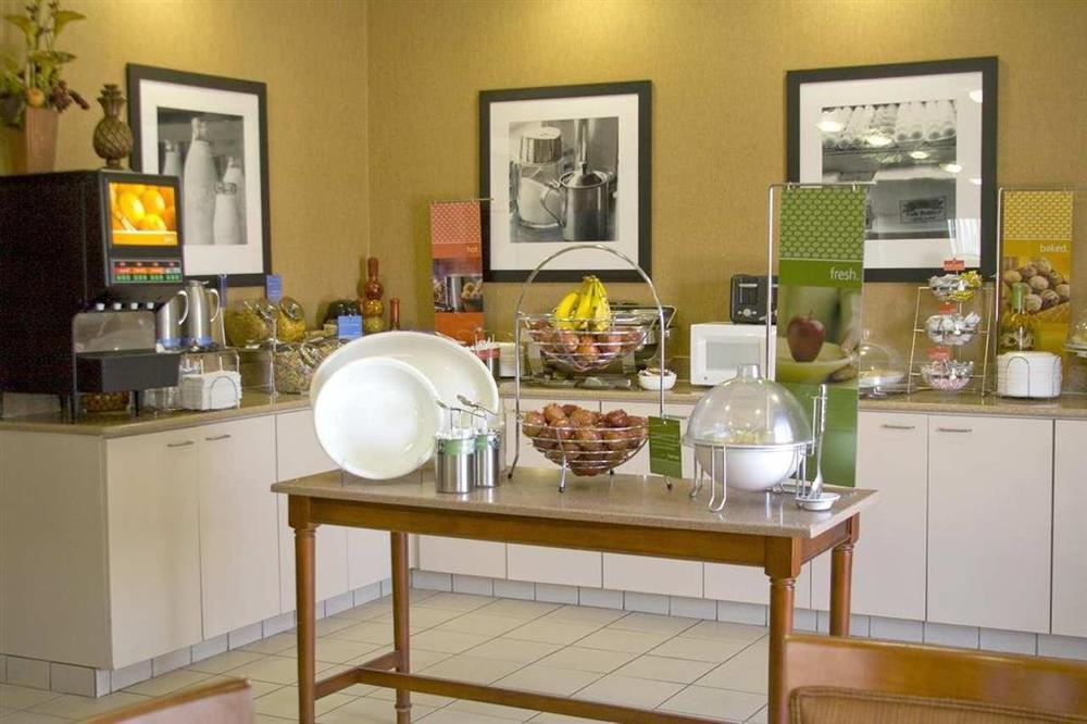 Hampton Inn Houston Hobby Airport Restaurant foto